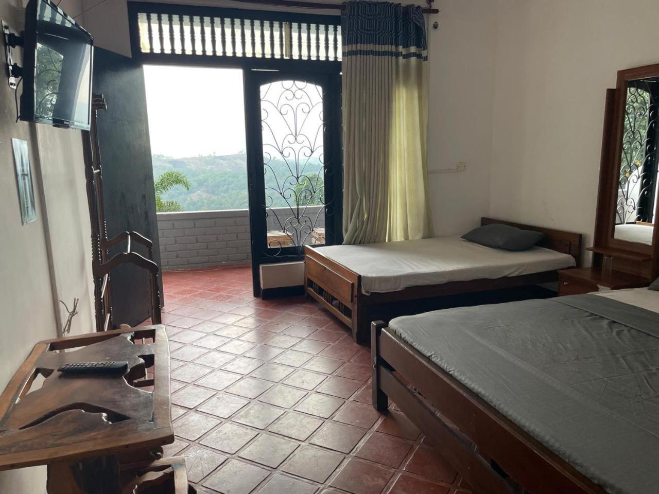 Kandy Gem Inn Blue Hotel Extérieur photo