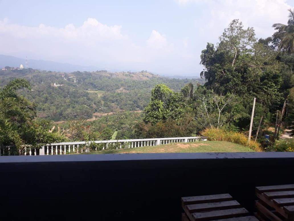 Kandy Gem Inn Blue Hotel Extérieur photo